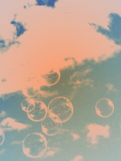 Мыльные пузыри в небе обои