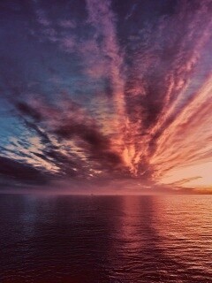 Закатное небо над морем обои