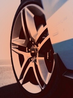 Колесо спорткара обои