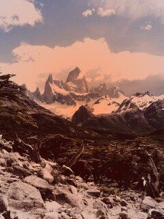 Далекие горные вершины обои