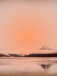 Спокойное горное озеро обои