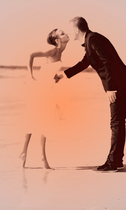 Поцелуй на пляже обои