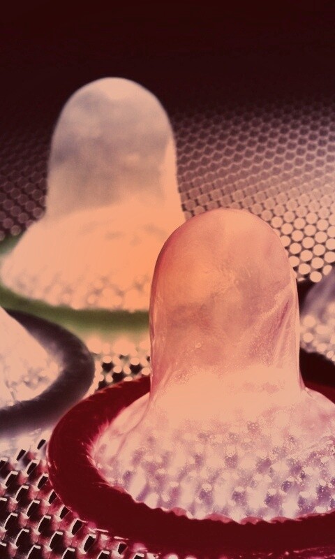 Разноцветные презервативы обои