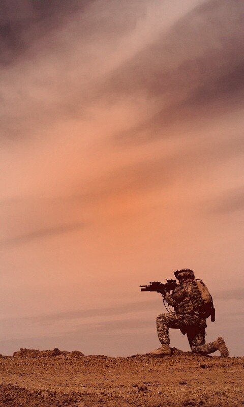 Стрельба с колена обои