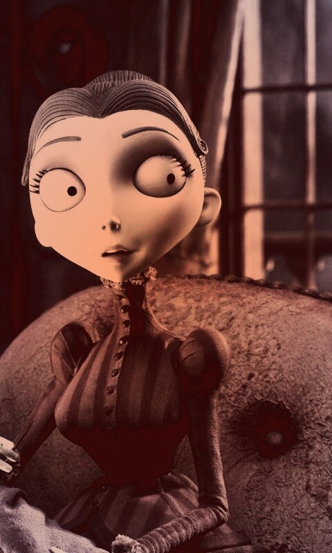 Мертвая невеста вышивает обои