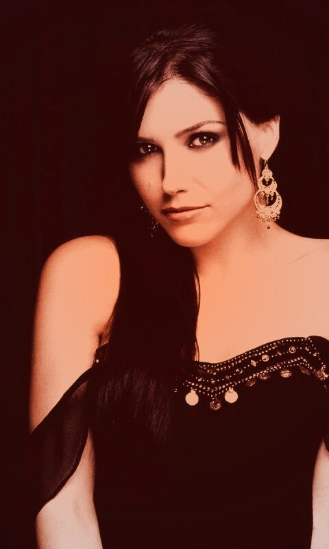 София Буш в черном платье обои