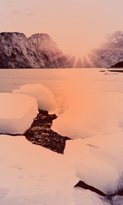 Зимнее горное озеро обои