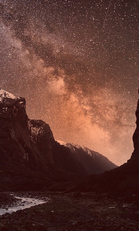 Обрыв под звездным небом обои