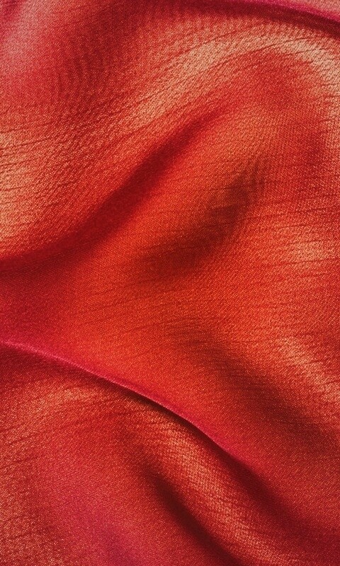 Красный шелк обои