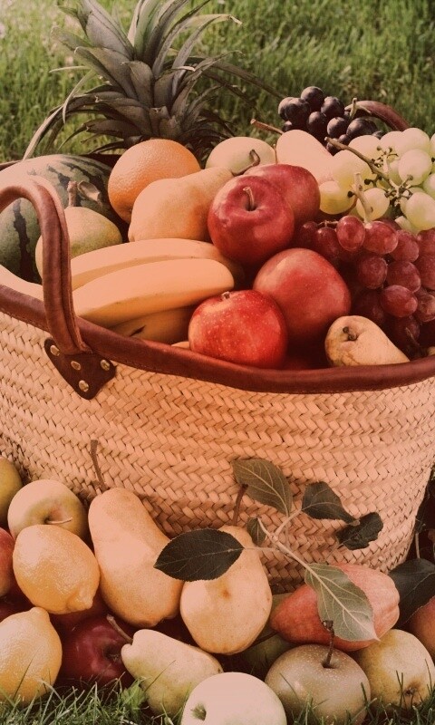 Корзина с фруктами обои