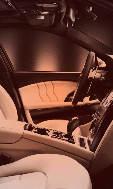 Салон Мазерати Quattroporte обои