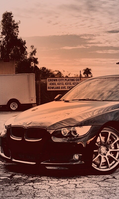 Чёрный БМВ обои