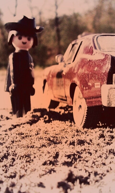 Машинка для человечка Lego обои