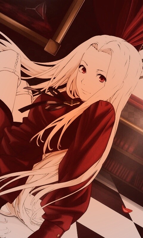 Блондинка в белых сапогах обои