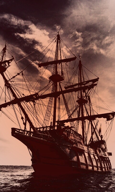 Галеон в море обои