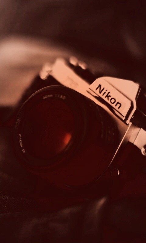 Плёночный фотоаппарат Nikon обои