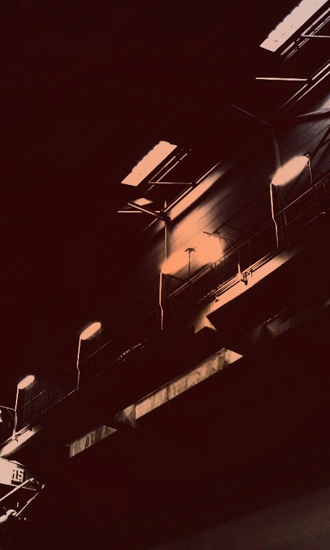 Платформа ночью обои