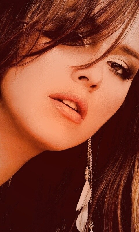 Брюнетка обои