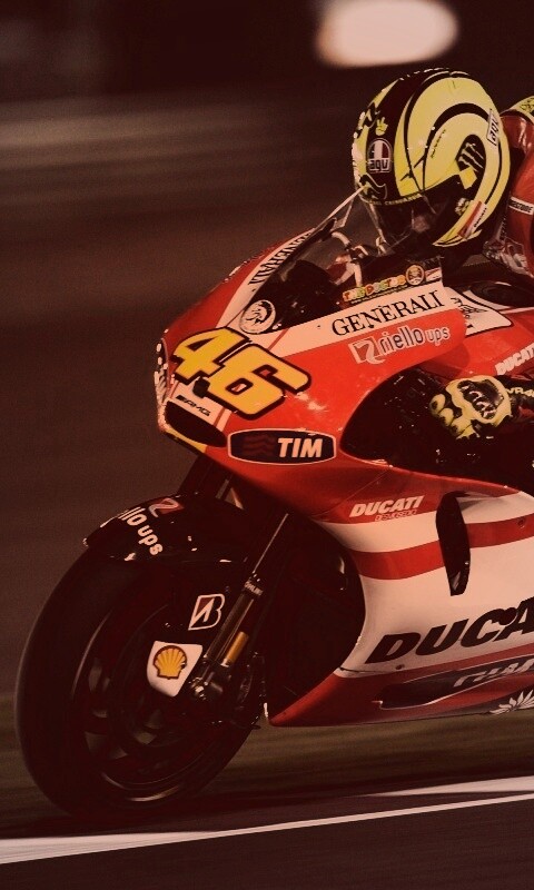 Мотоциклист на треке обои