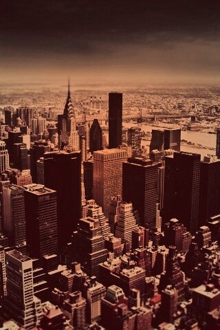 Темное небо над городом обои