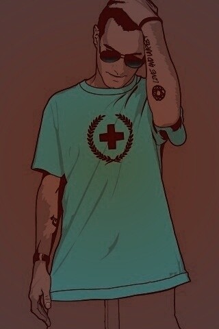 Парень в голубой футболке обои