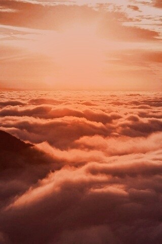 Горы выше облаков обои