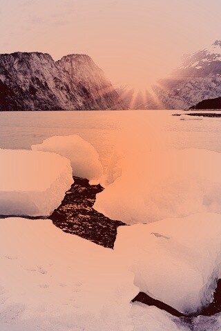 Зимнее горное озеро обои