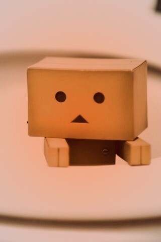 Danbo в унитазе обои