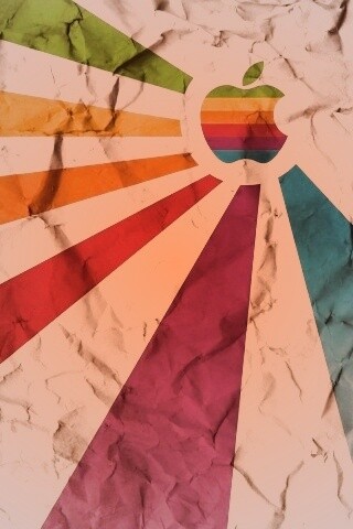 Радужный логотип Apple на мятой бумаге обои