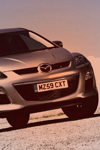 Кроссовер Mazda обои