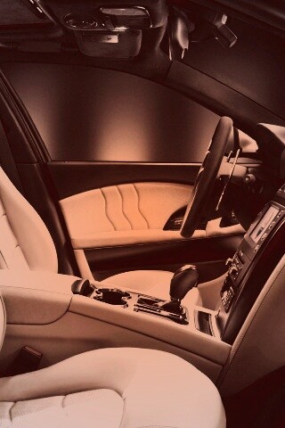 Салон Мазерати Quattroporte обои