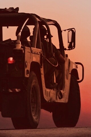 Военный Hammer обои