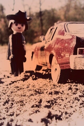 Машинка для человечка Lego обои