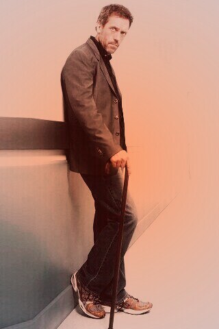 Хаус в больничном коридоре обои