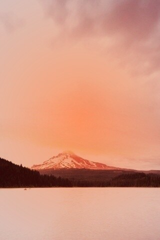 Закат над горой обои