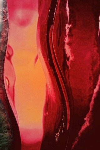 Цветные линии на стекле обои