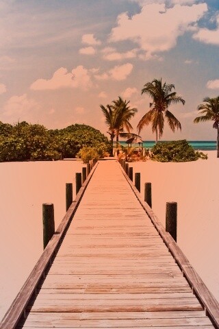 Пирс на тропическом острове обои