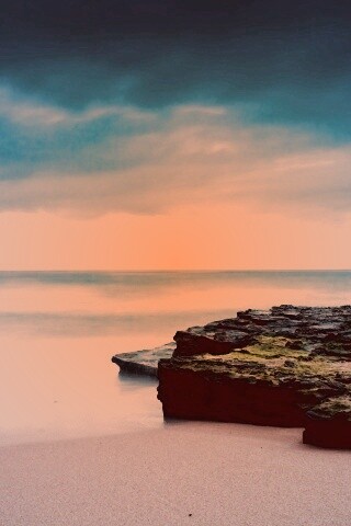 На берегу обои