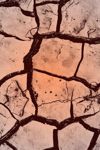 Сухая растрескавшаяся глина обои
