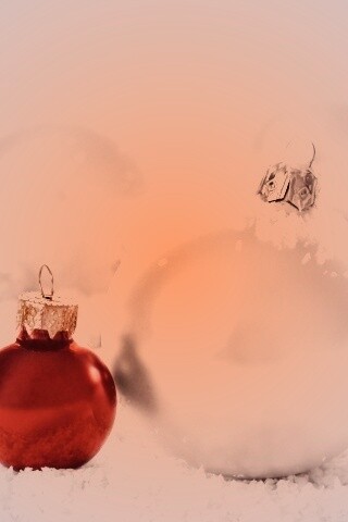 Красно-белые игрушки  обои