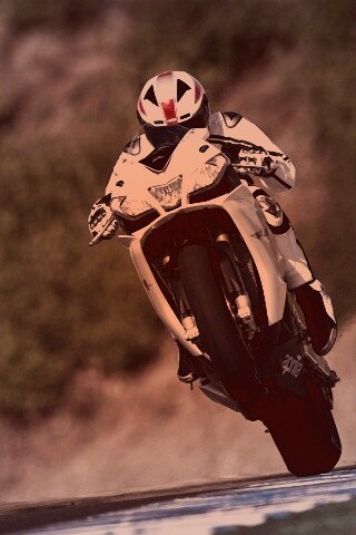 Спортбайк на козле обои