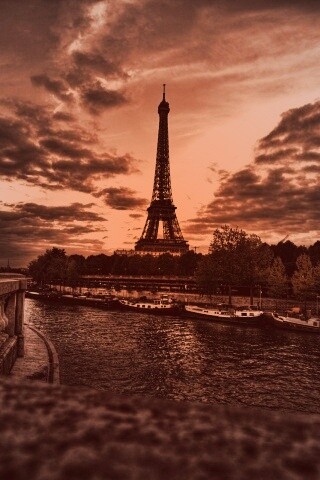Башня Эйфеля в Париже обои