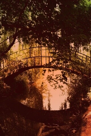 Живописный мостик обои