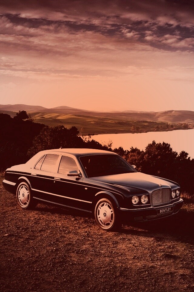 Бентли на природе обои