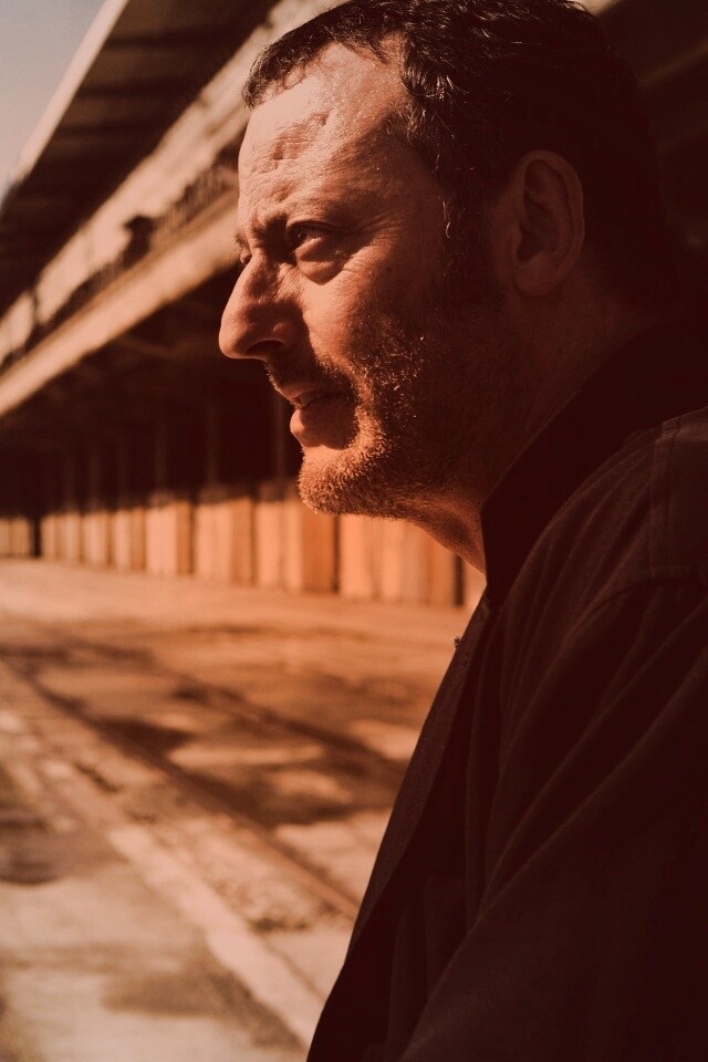 Жан Рено в порту обои