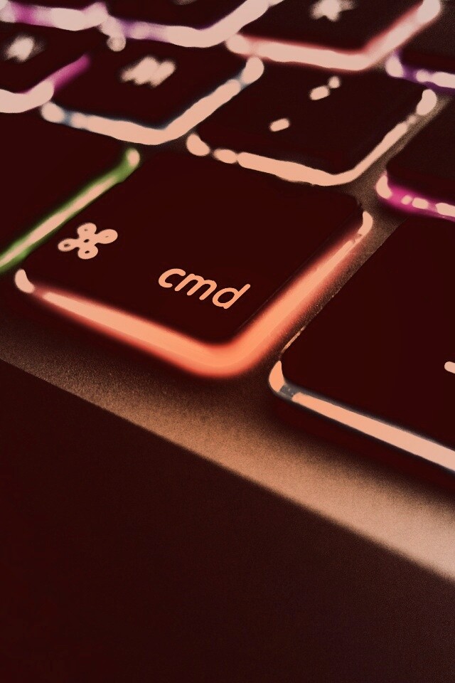 Разноцветная клава макбука обои