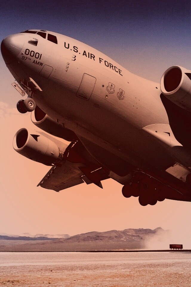 Транспортный самолет воздушных сил США обои