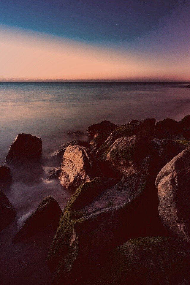 Камни на берегу обои