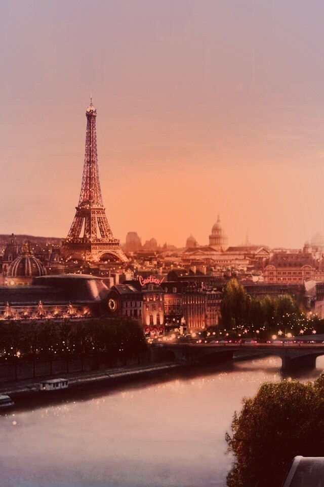 Париж в Рататуе обои