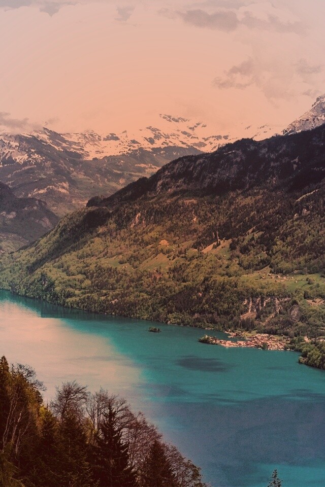 Горная река обои